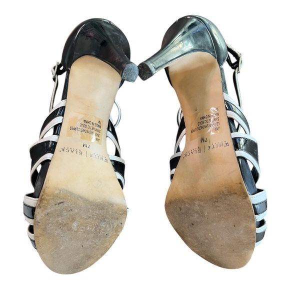 WHBM ‘Jan’ Black /White Contrast Heeled Sandals, size 7M - Picture 5 of 6